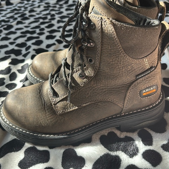 ARRIAT WOMENS BOOTS 6.5 - Picture 2 of 10